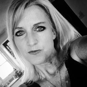 Meet your Posher, Carla